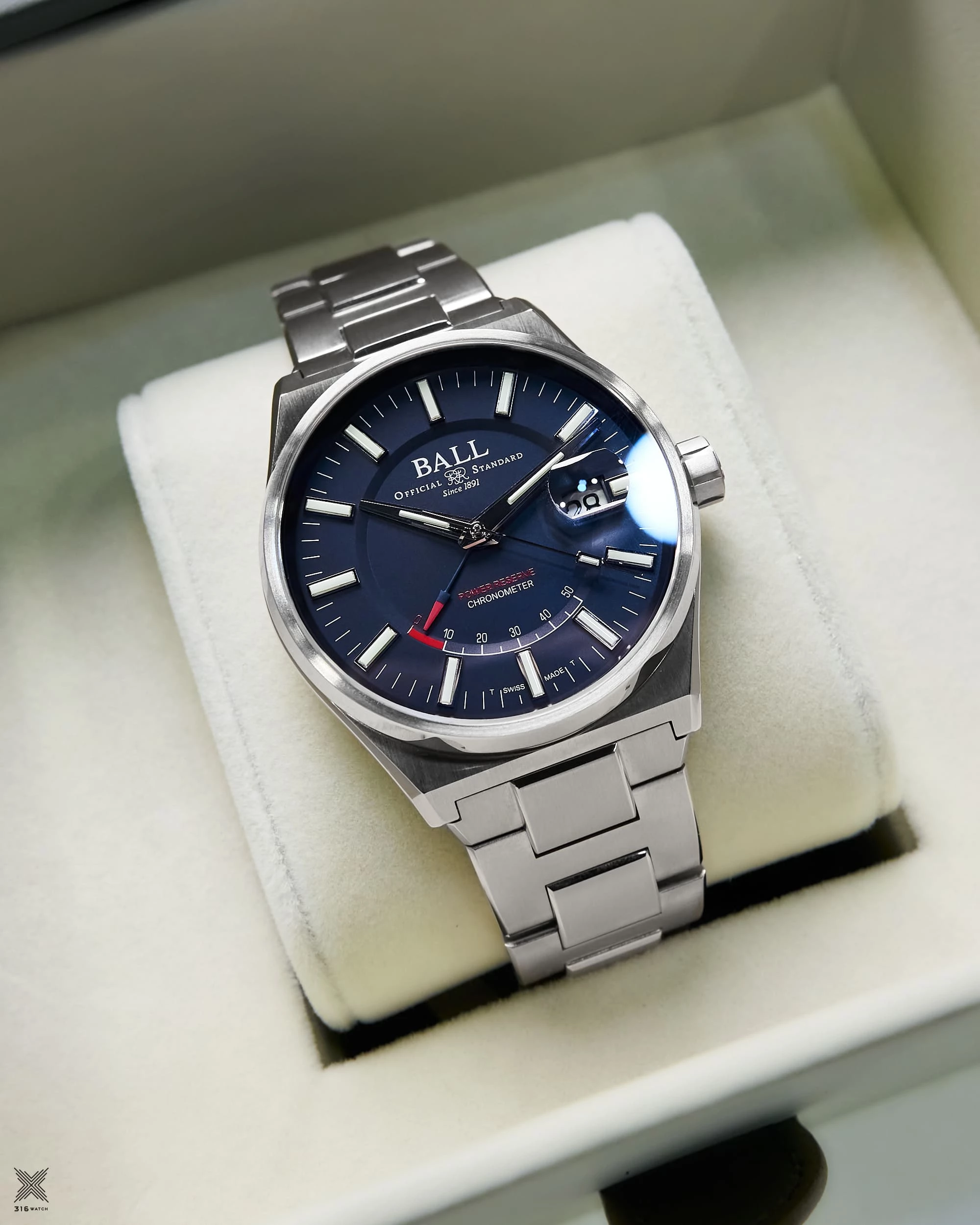 BALL ROADMASTER ICEBREAKER POWER RESERVE CHRONOMETER PM3030C-SC-BE