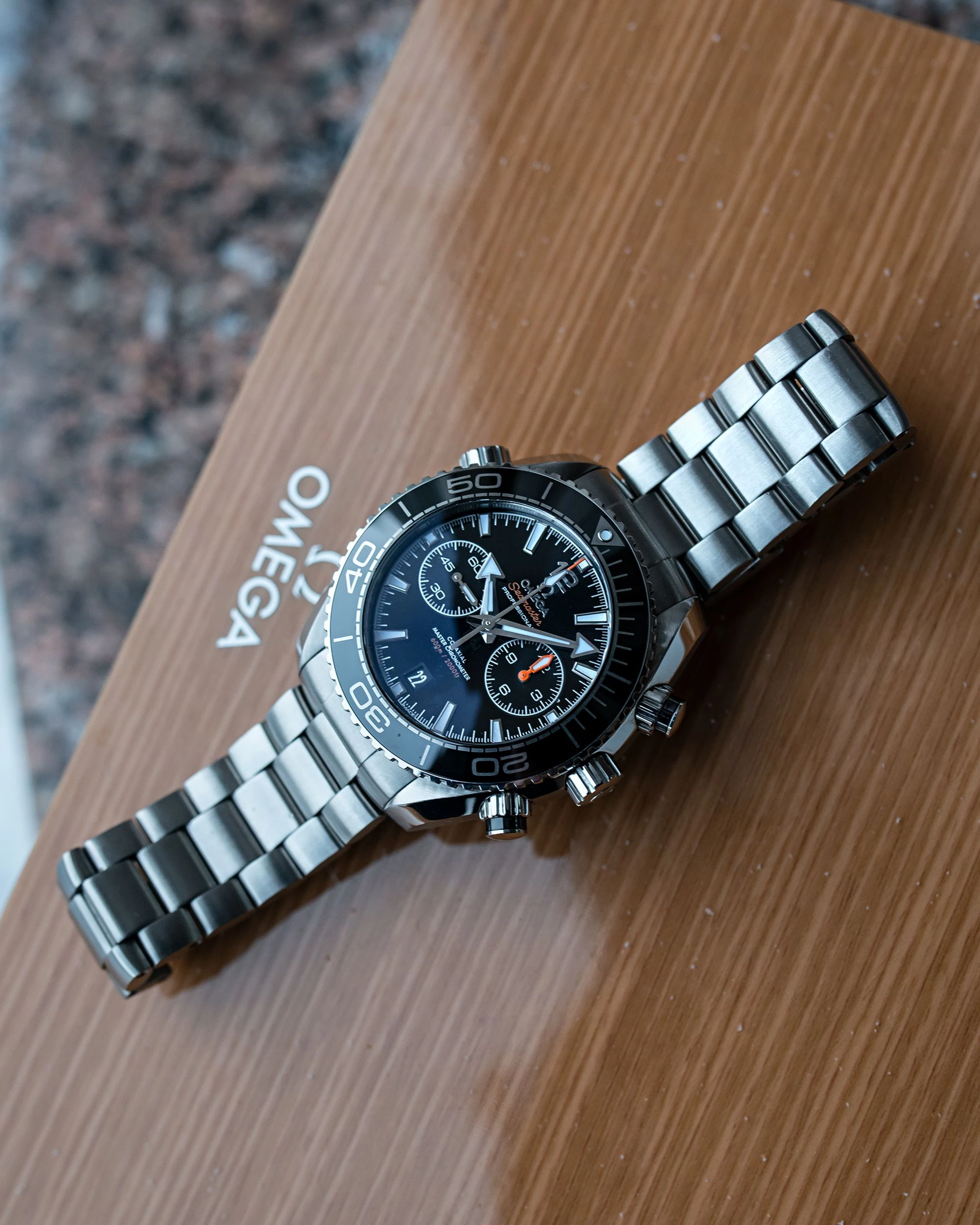 Omega Seamaster PlanetOcean 600M Chronograph 215.30.46.51.01.001