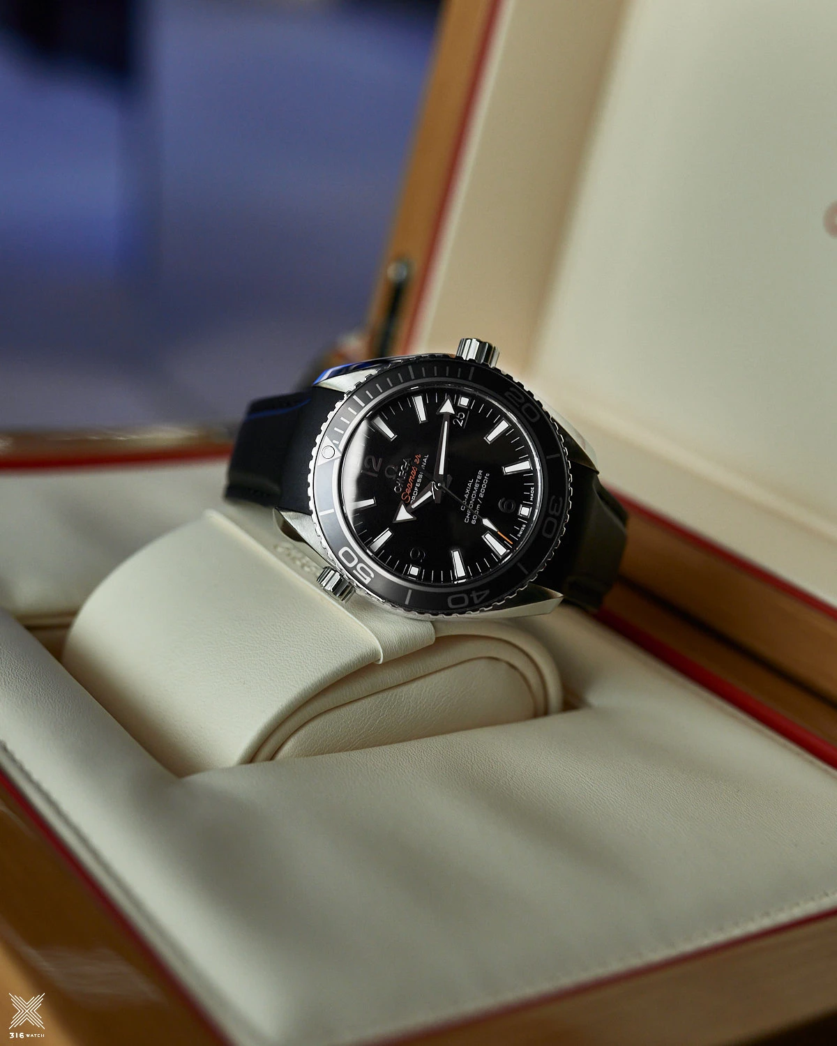 Omega Seamaster Planet Ocean 600M 232.32.42.21.01.003