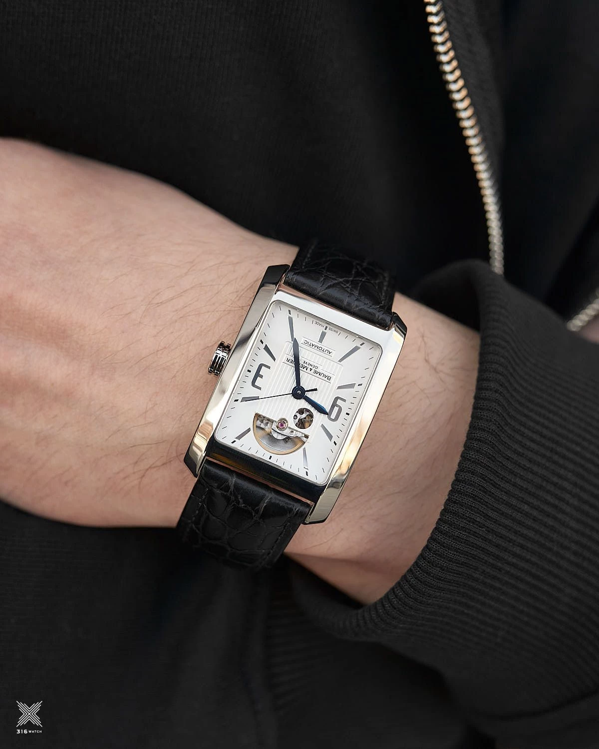 Baume & Mercier Hampton Classic XL Balancier M0A08818
