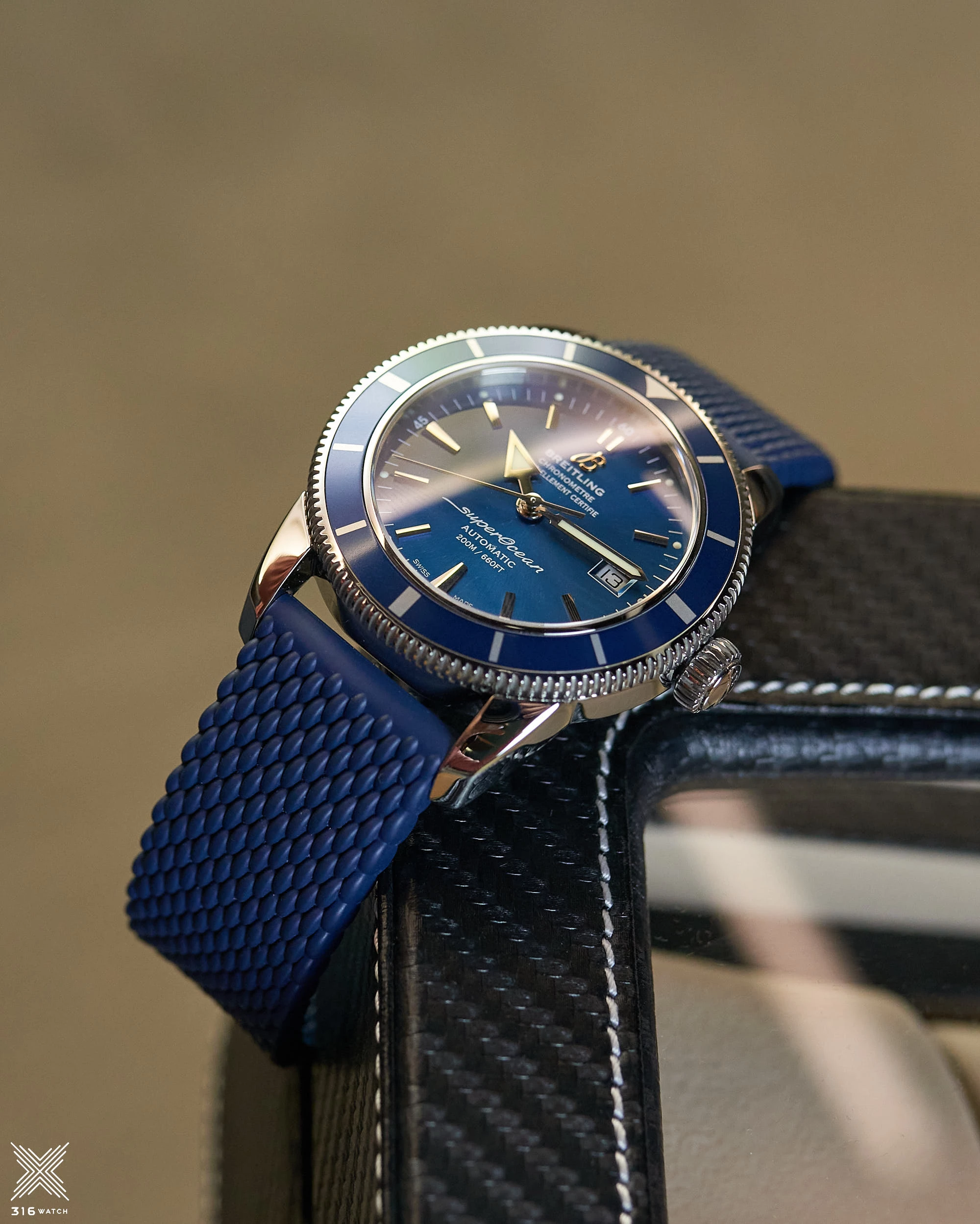 Breitling Superocean Heritage 42 A17321 (1st version)