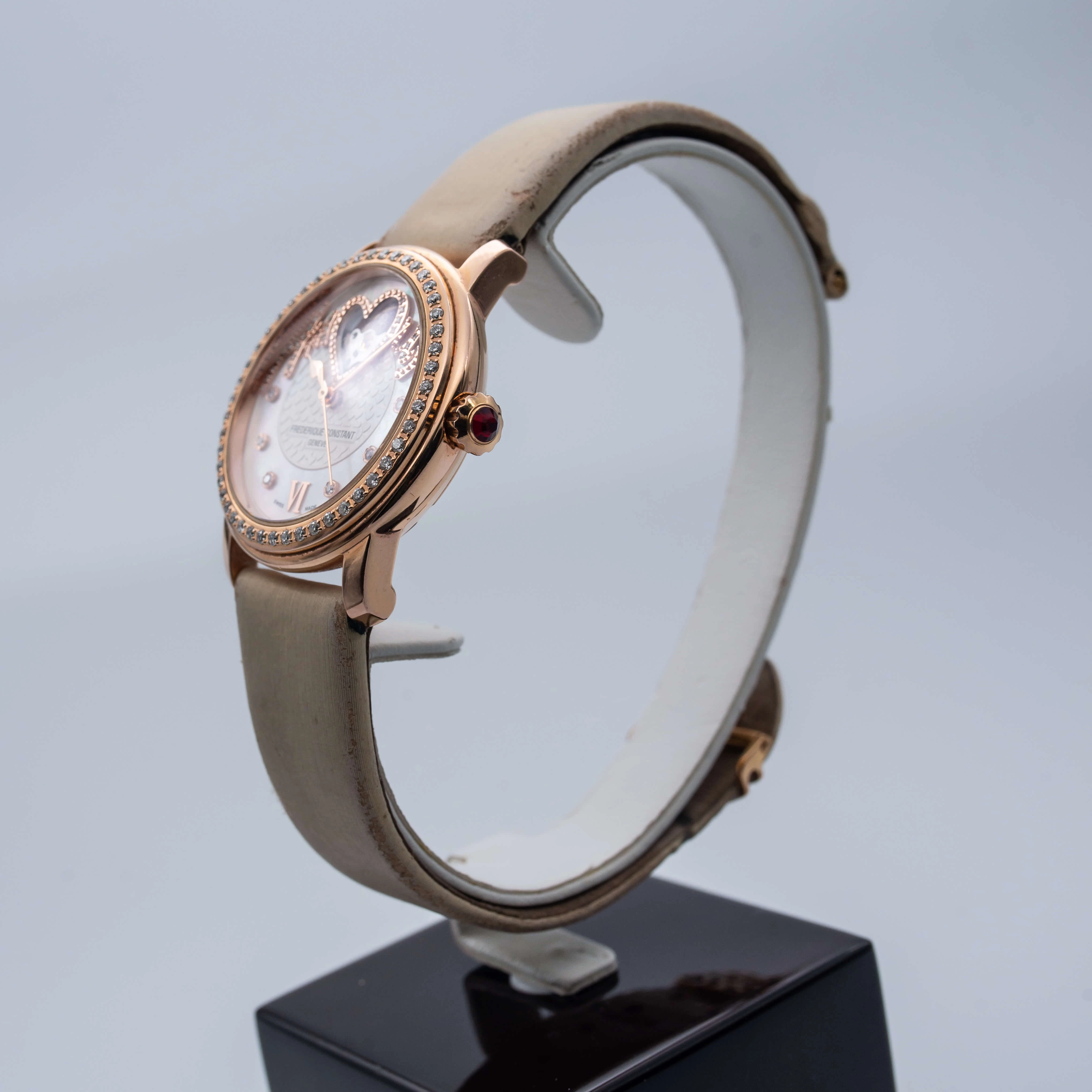 Frederique Constant Automatic Amor - Shuqi Limited Edition