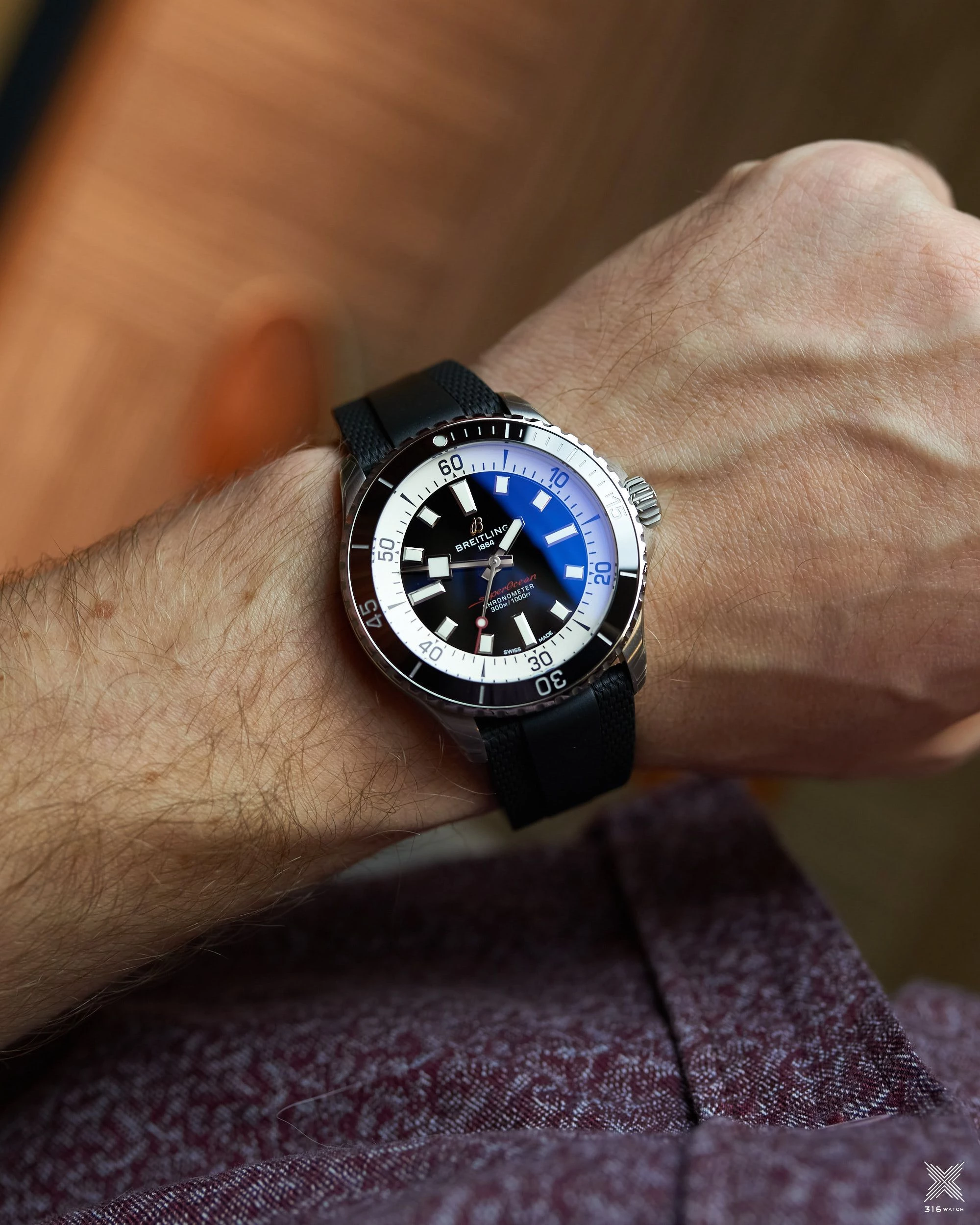 Breitling Superocean A17375211B1S1
