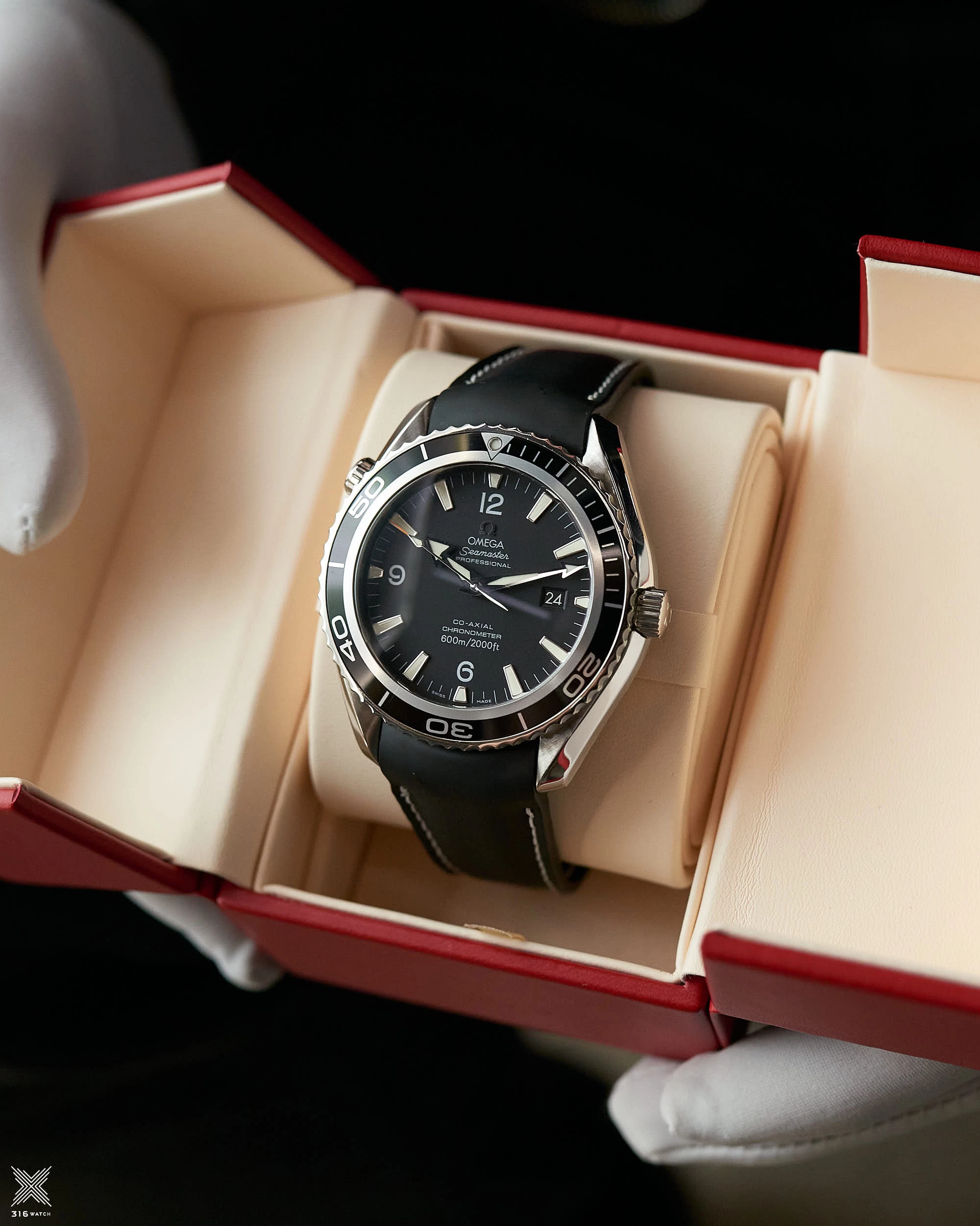 Omega Seamaster Planet Ocean 2200.50.00