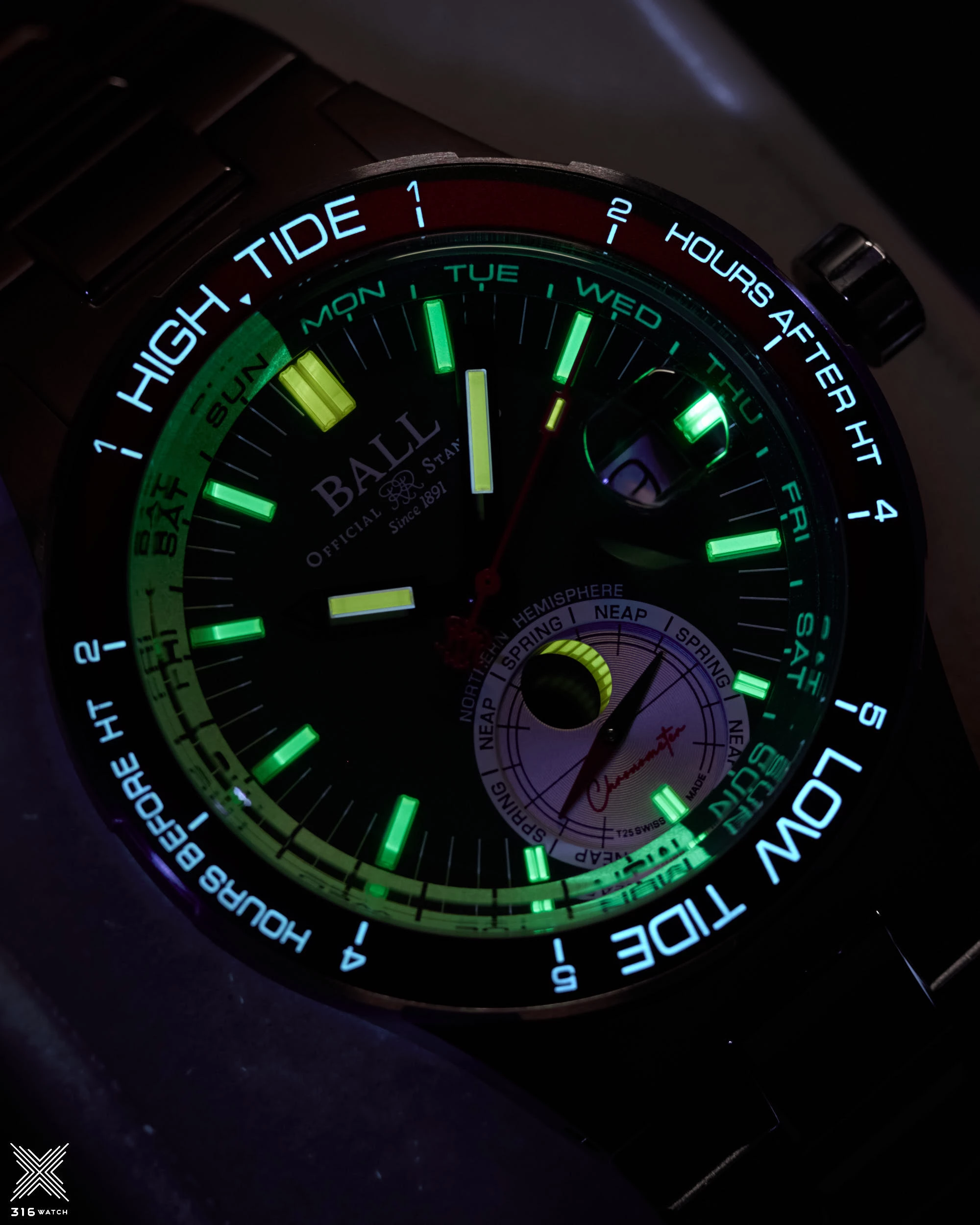BALL OCEAN EXPLORER DM3120C-S1CJ-GR