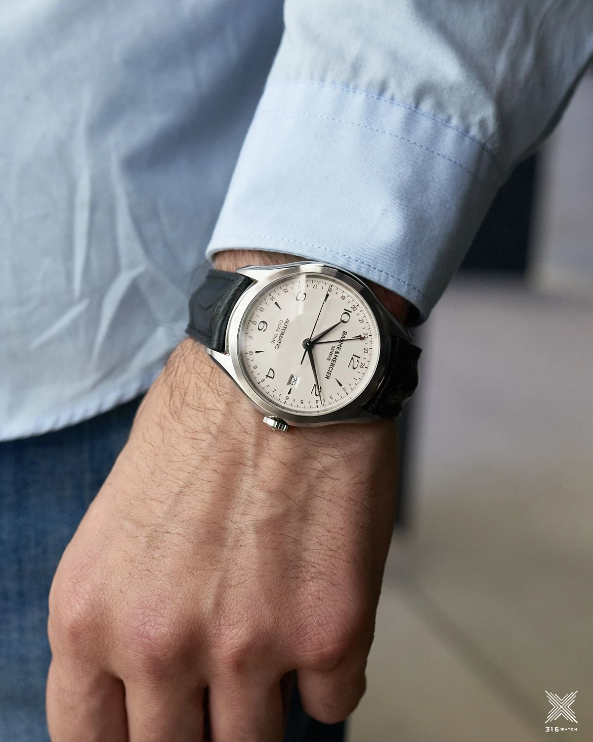 Baume & Mercier Clifton GMT MOA10112
