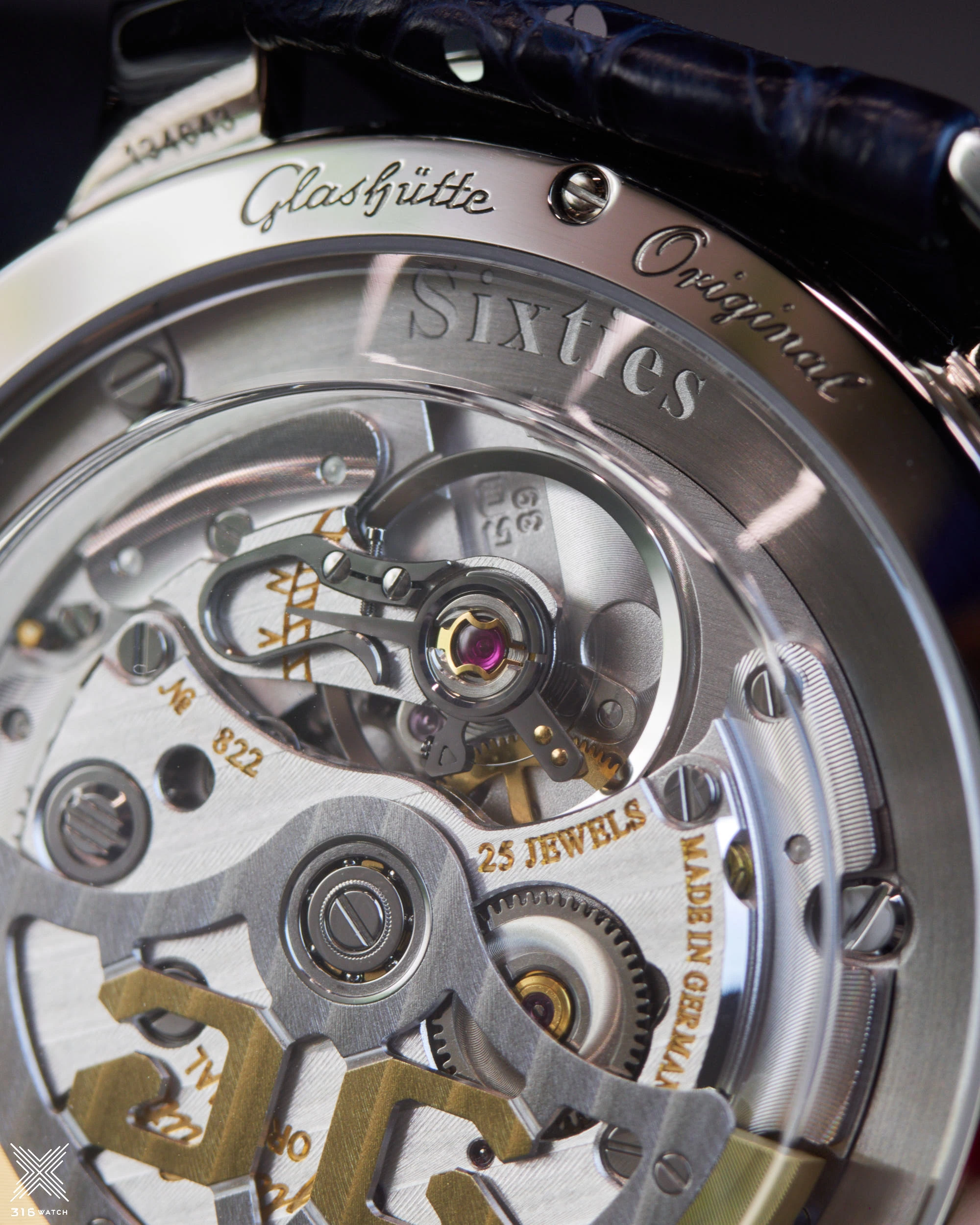 Glashütte Vintage Sixties 1-39-52-06-02-04