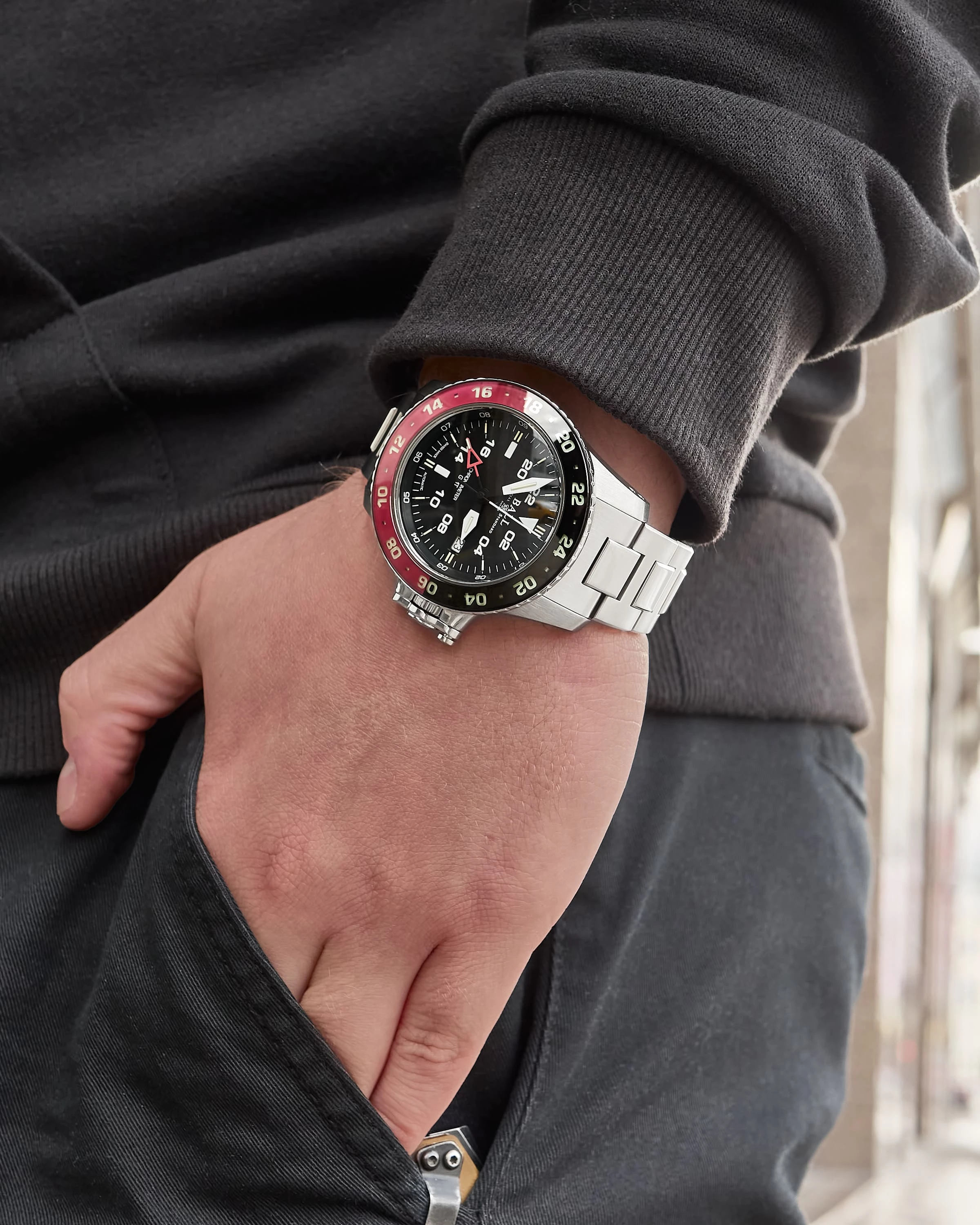 Ball Engineer Hydrocarbon AeroGMT II DG2018C-S3C-BK