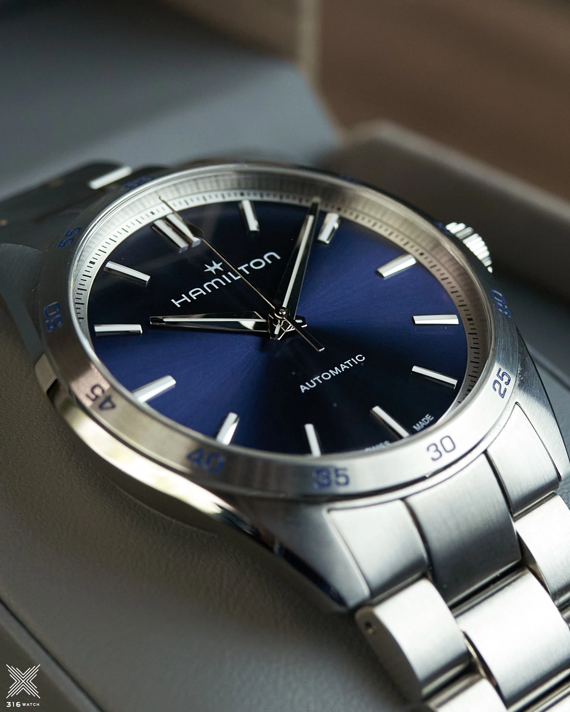 HAMILTON Jazzmaster Performer Automatic 38mm H36235140