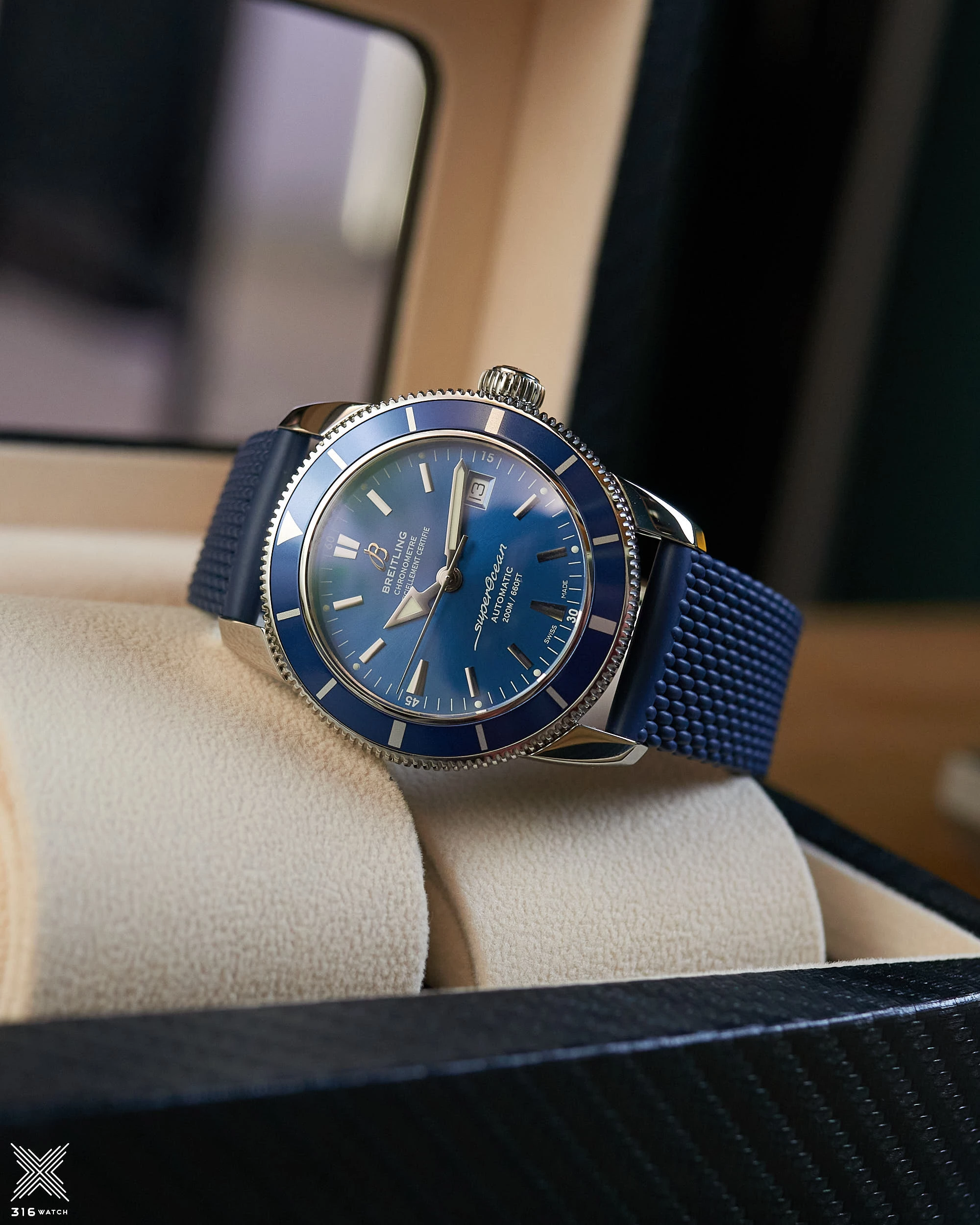 Breitling Superocean Heritage 42 A17321 (1st version)
