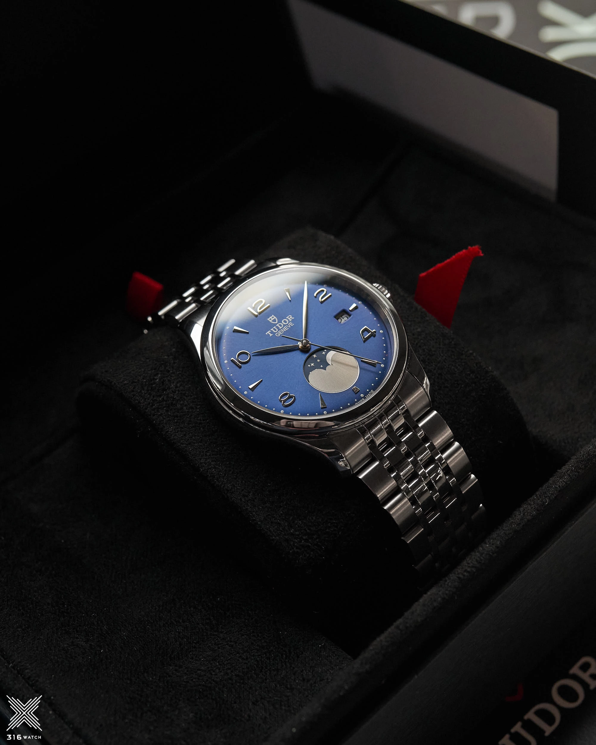 Tudor 1926 Luna M91560-0002