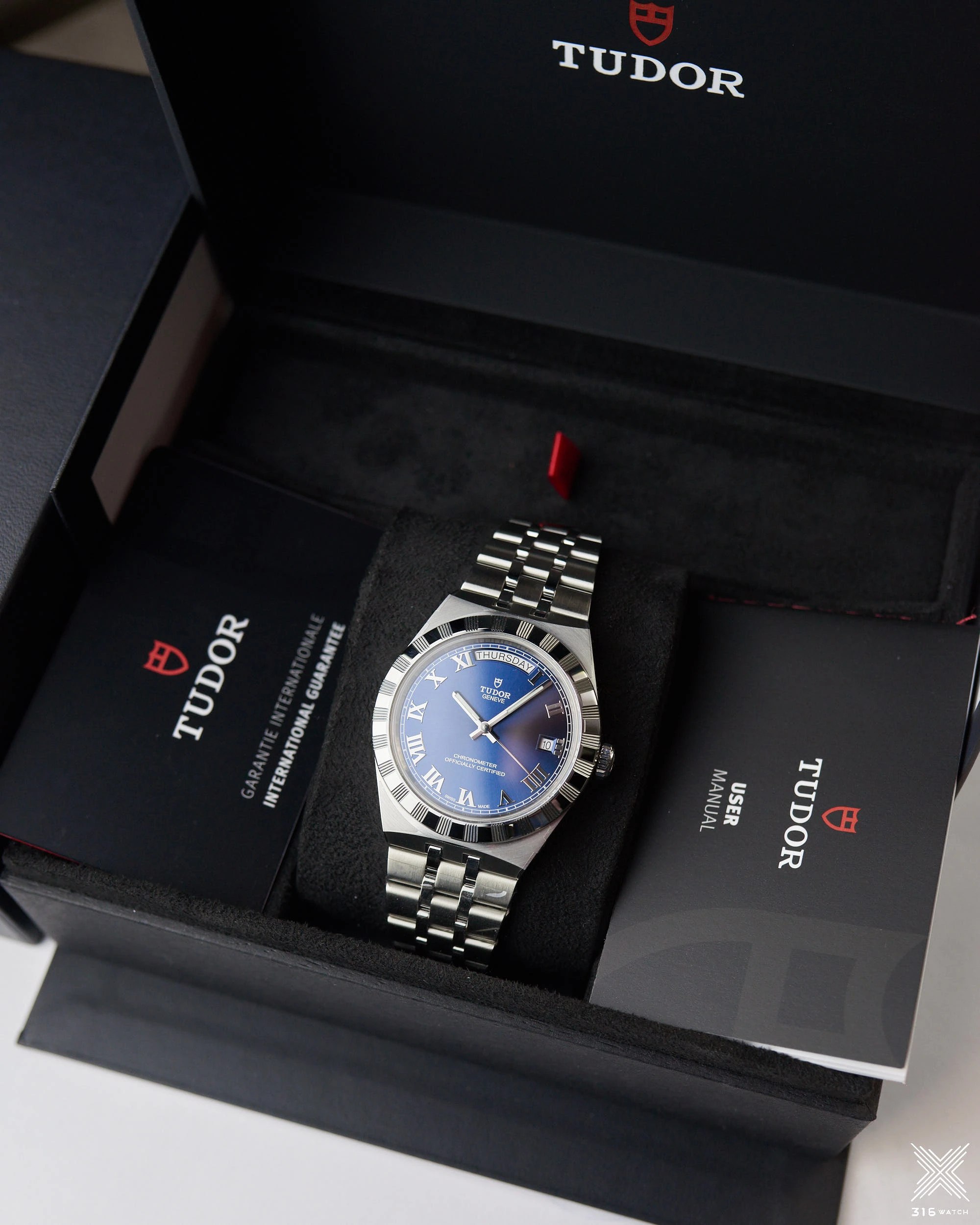 Tudor Royal M2840D1A0-0002