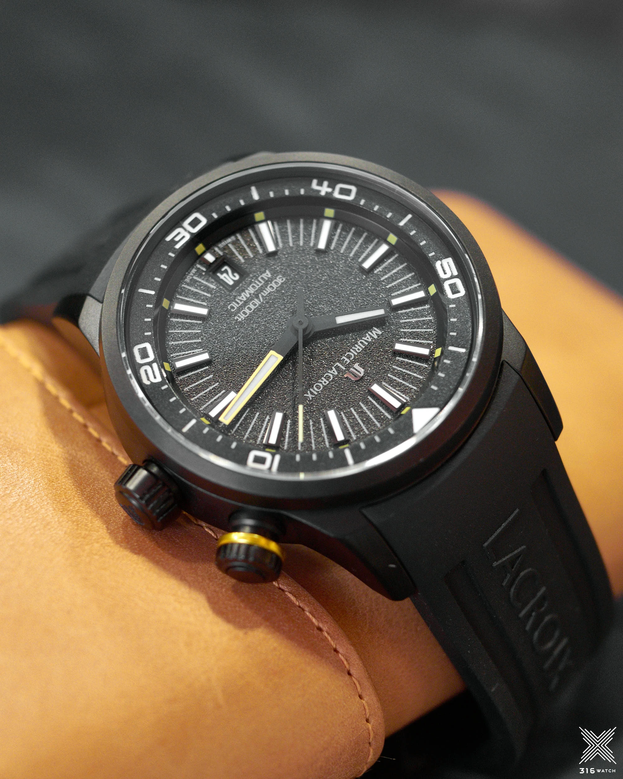 Maurice Lacroix PT6248-DLB00-330-2