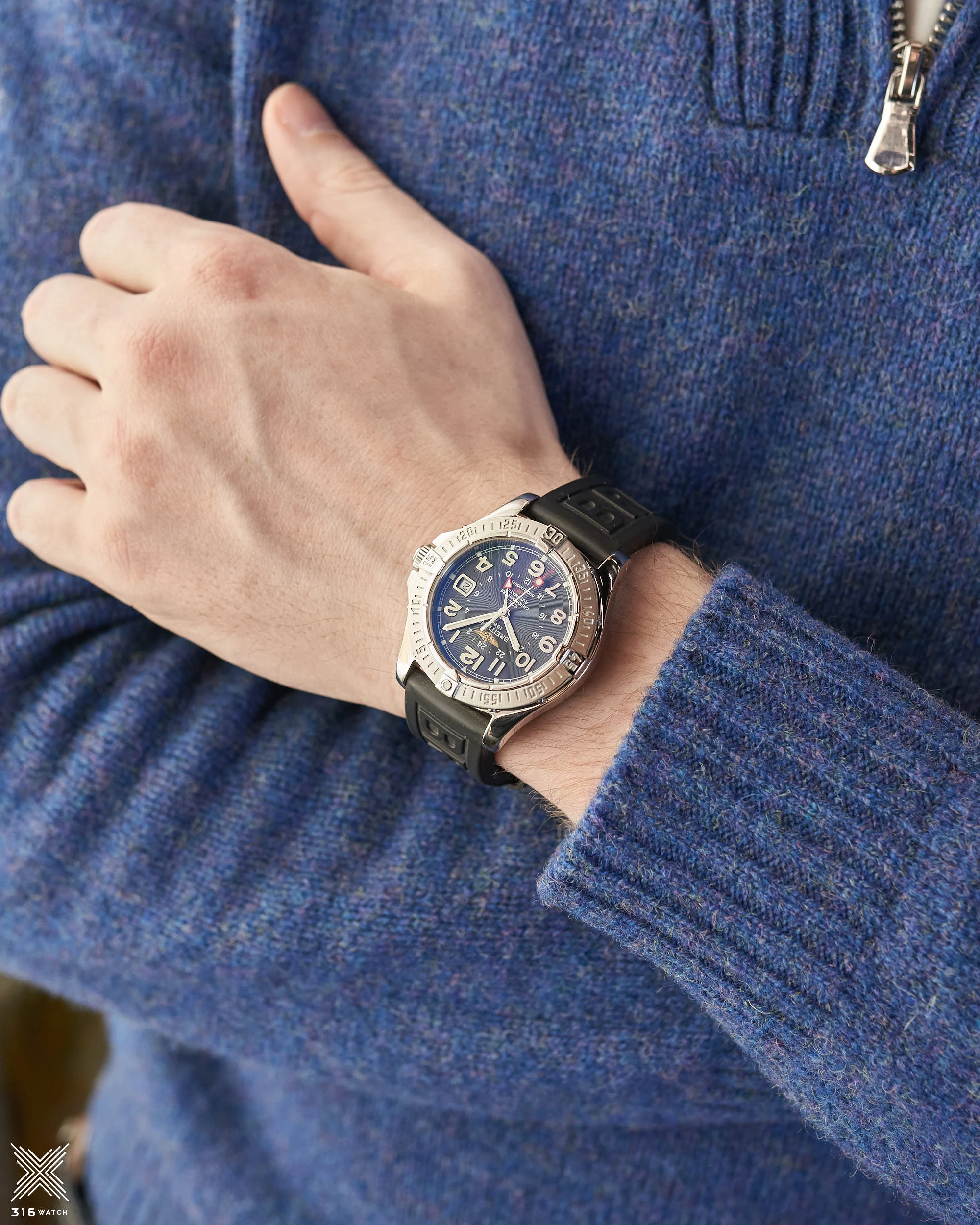 Breitling Colt GMT A3235011/B715