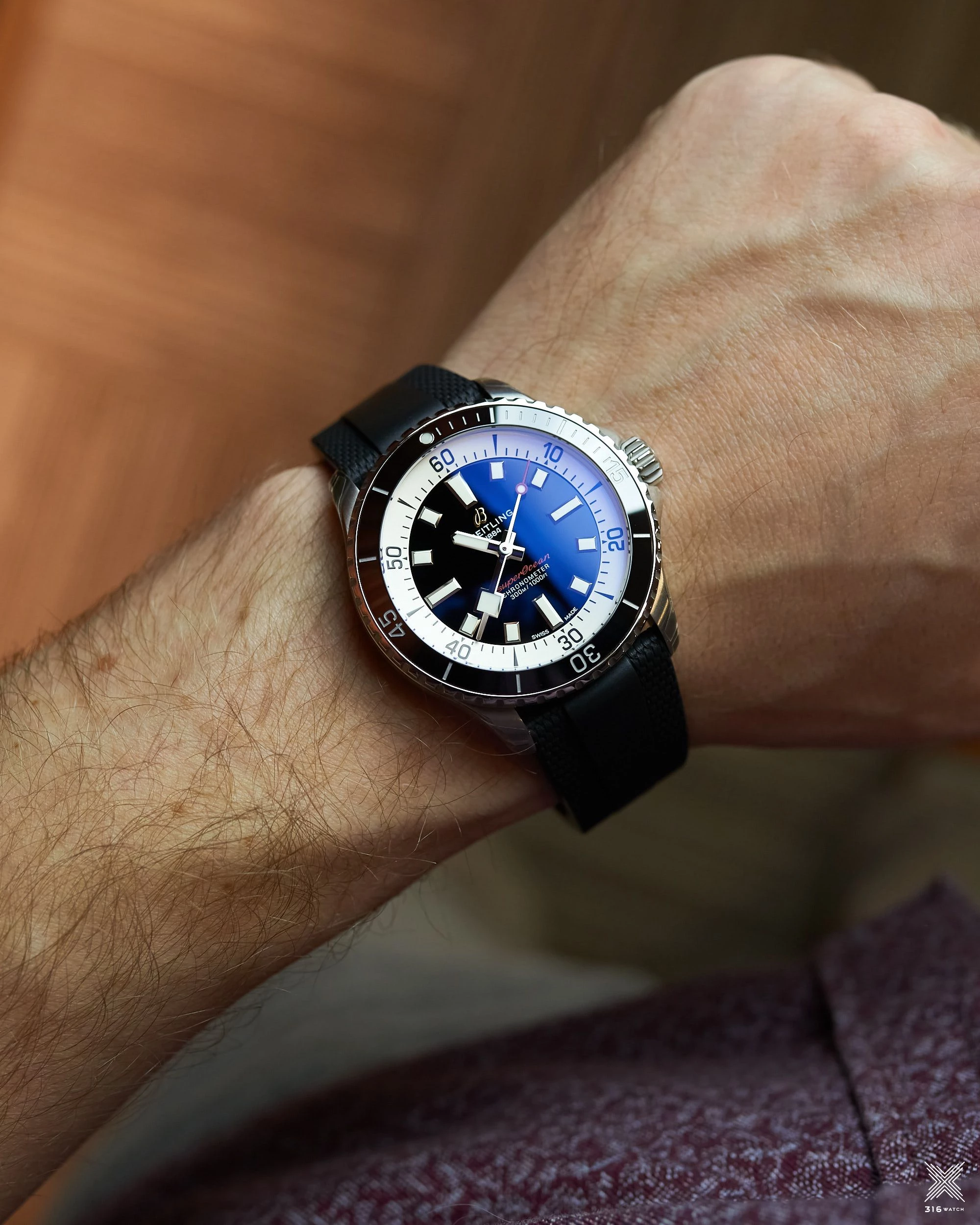 Breitling Superocean A17375211B1S1