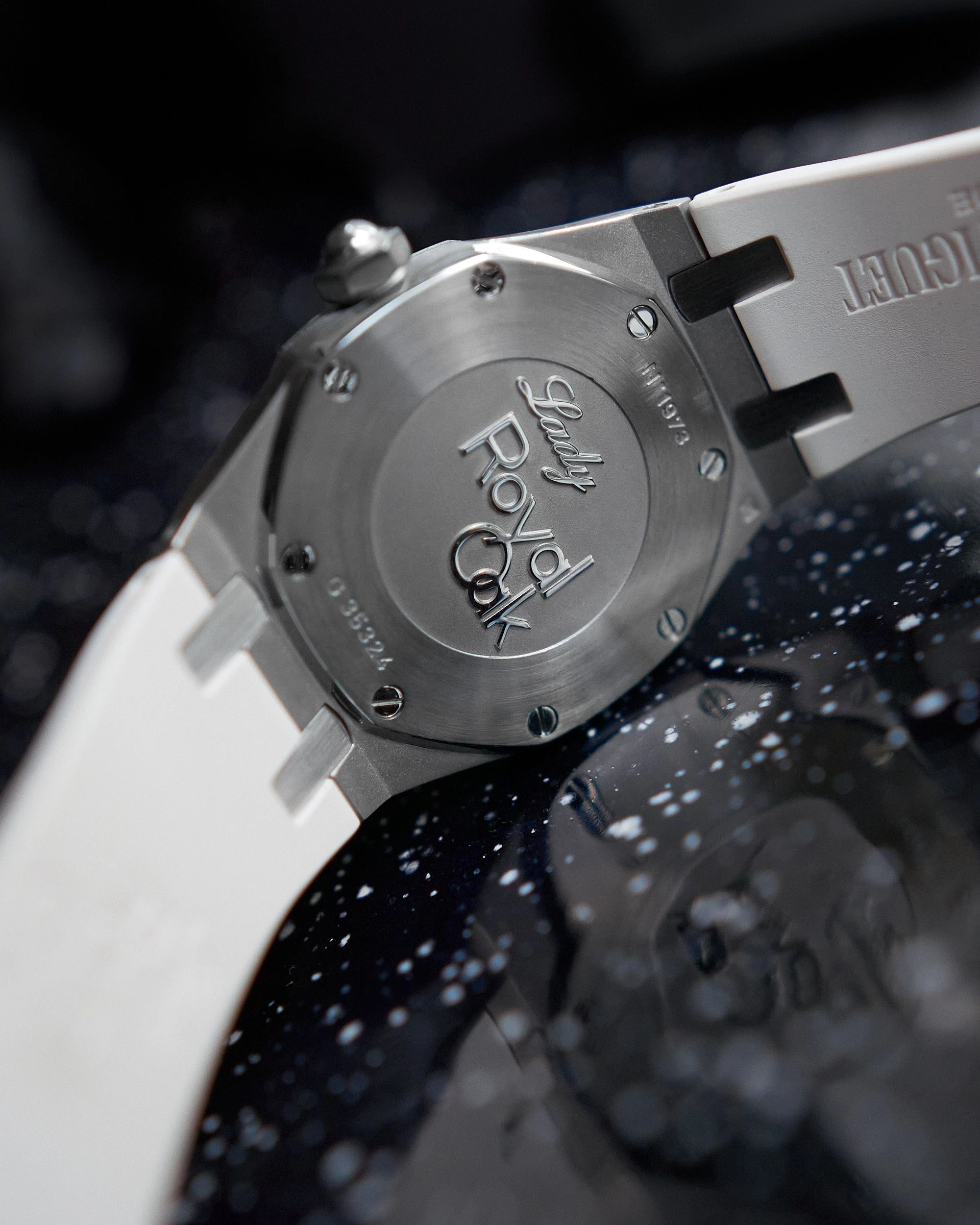 Audemars Piguet 67620ST.OO.D010CA.01