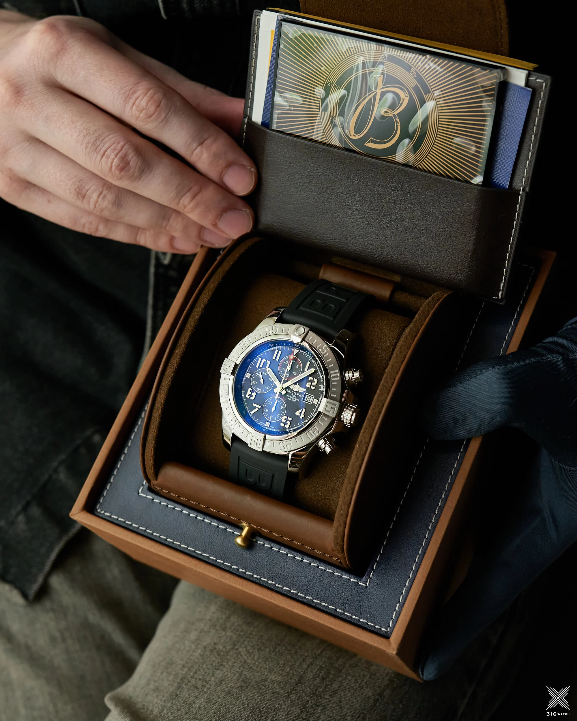 Breitling Super Avenger II A1337111/BC28/155S