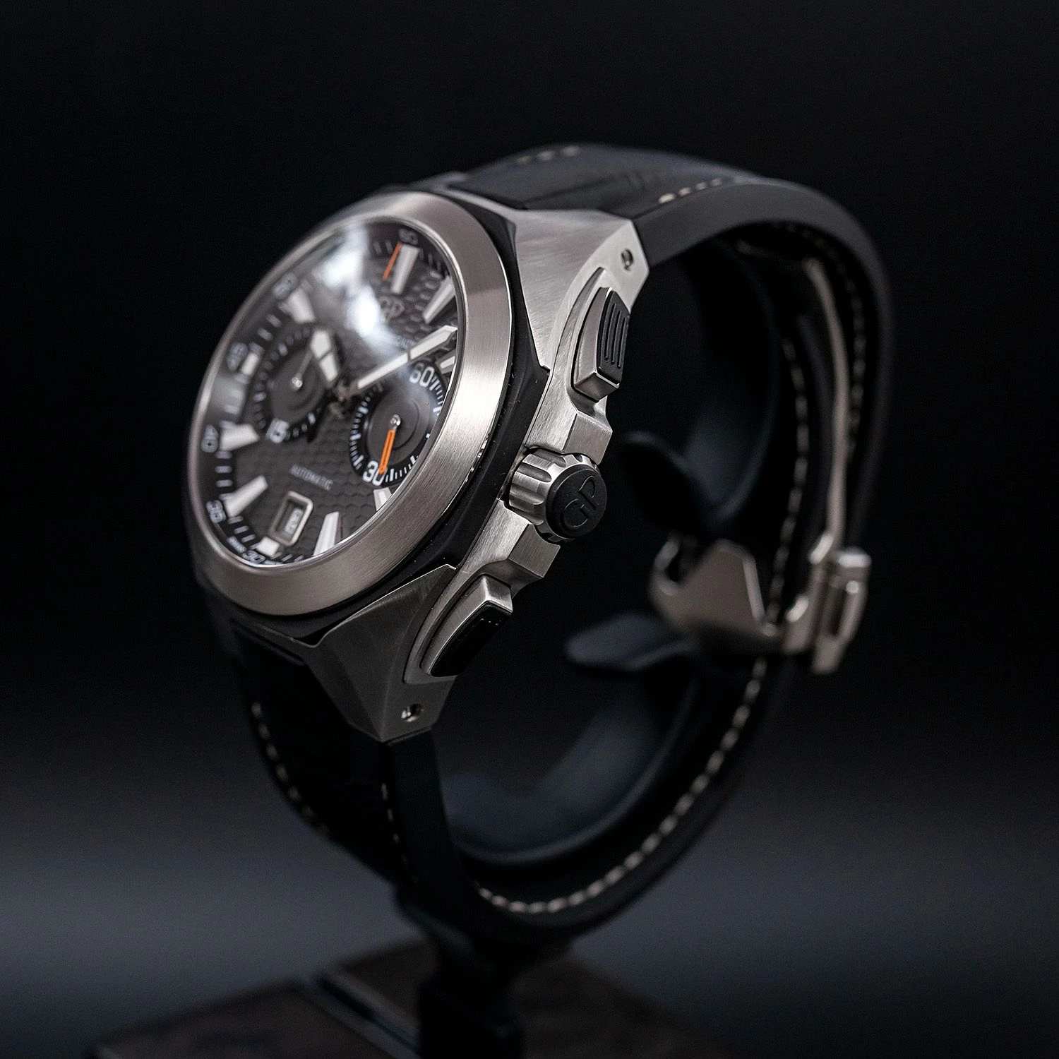 Girard-Perregaux Hawk Chrono