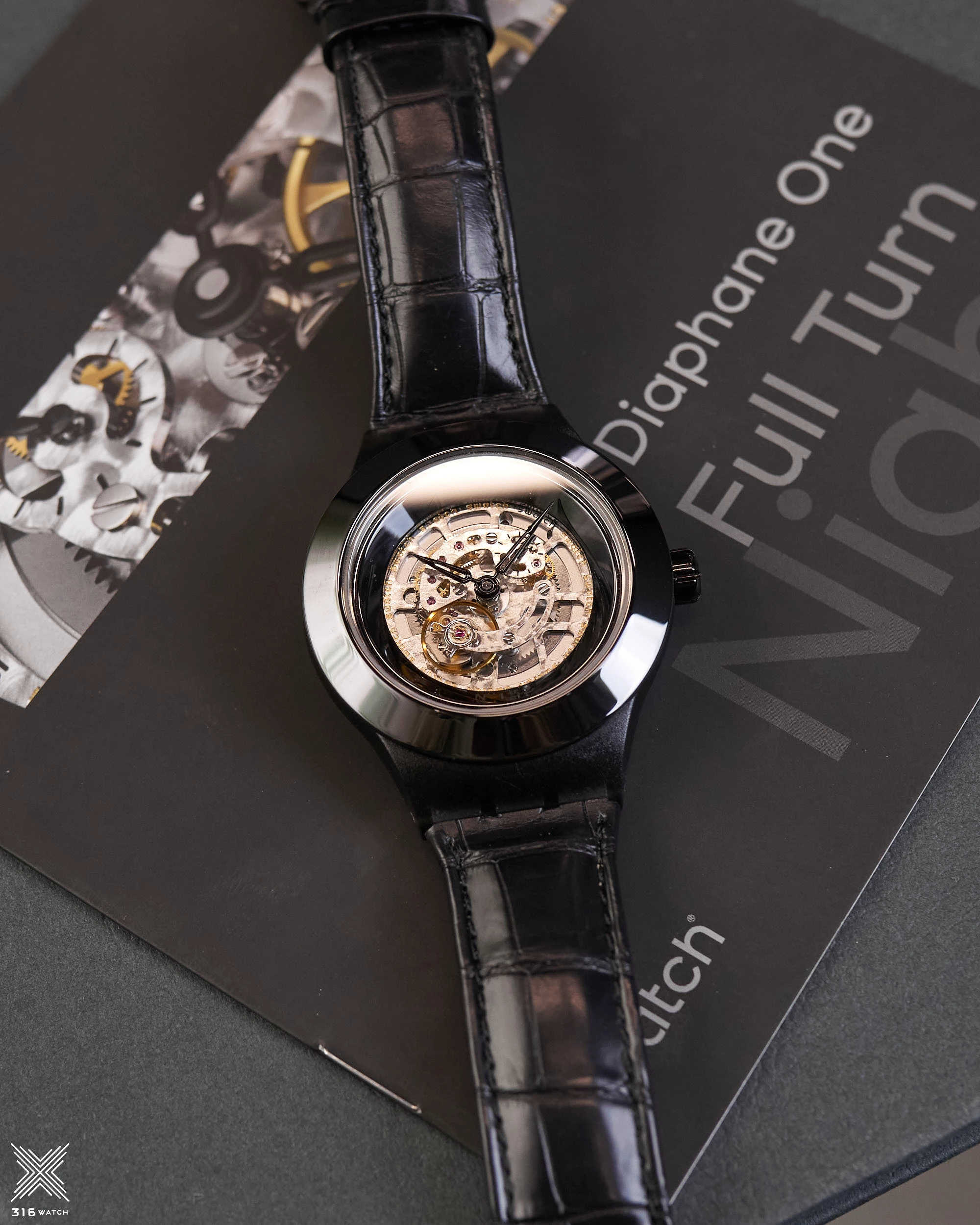 Swatch Diaphane One Full Turn Night SVAZ104S