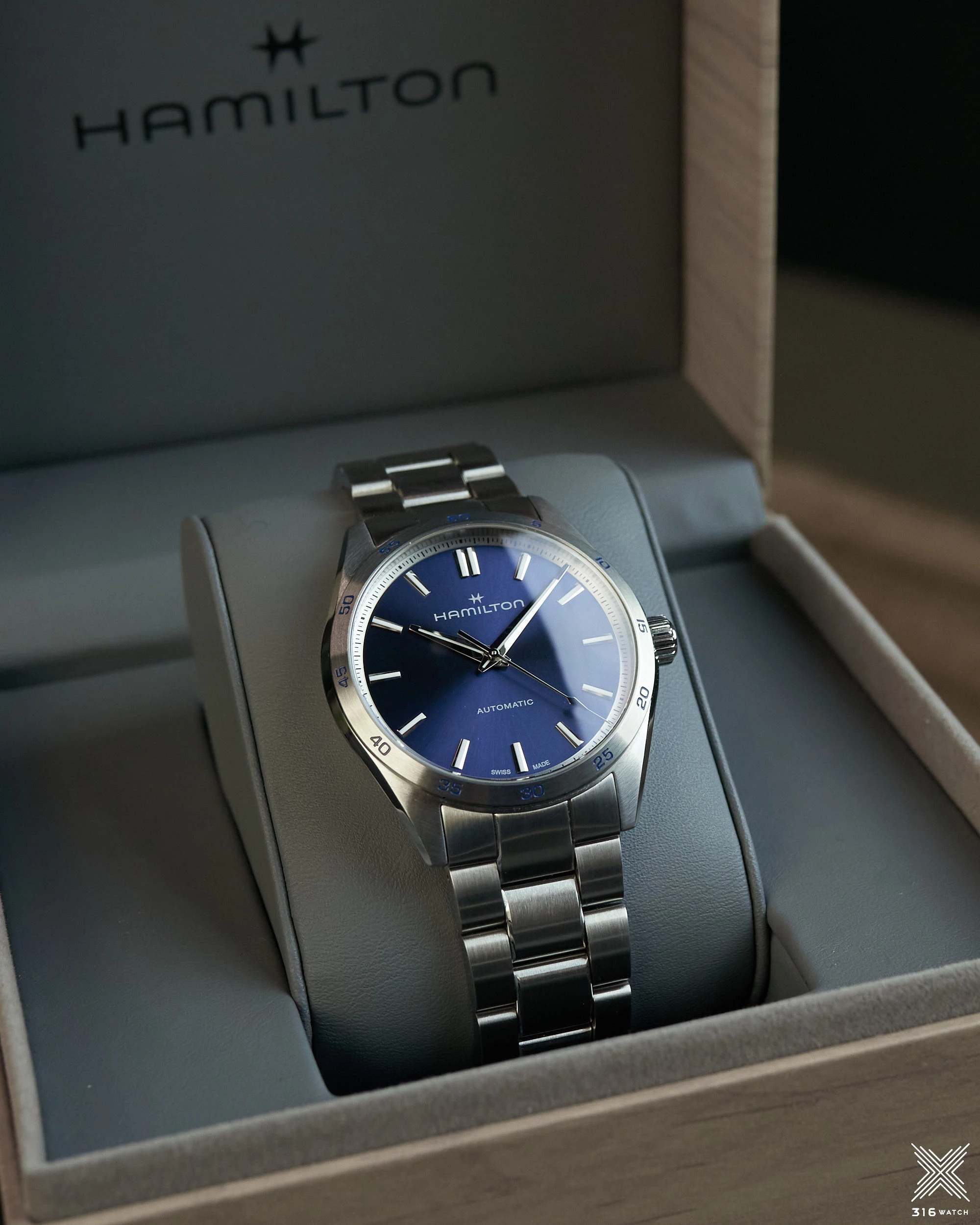 HAMILTON Jazzmaster Performer Automatic 38mm H36235140